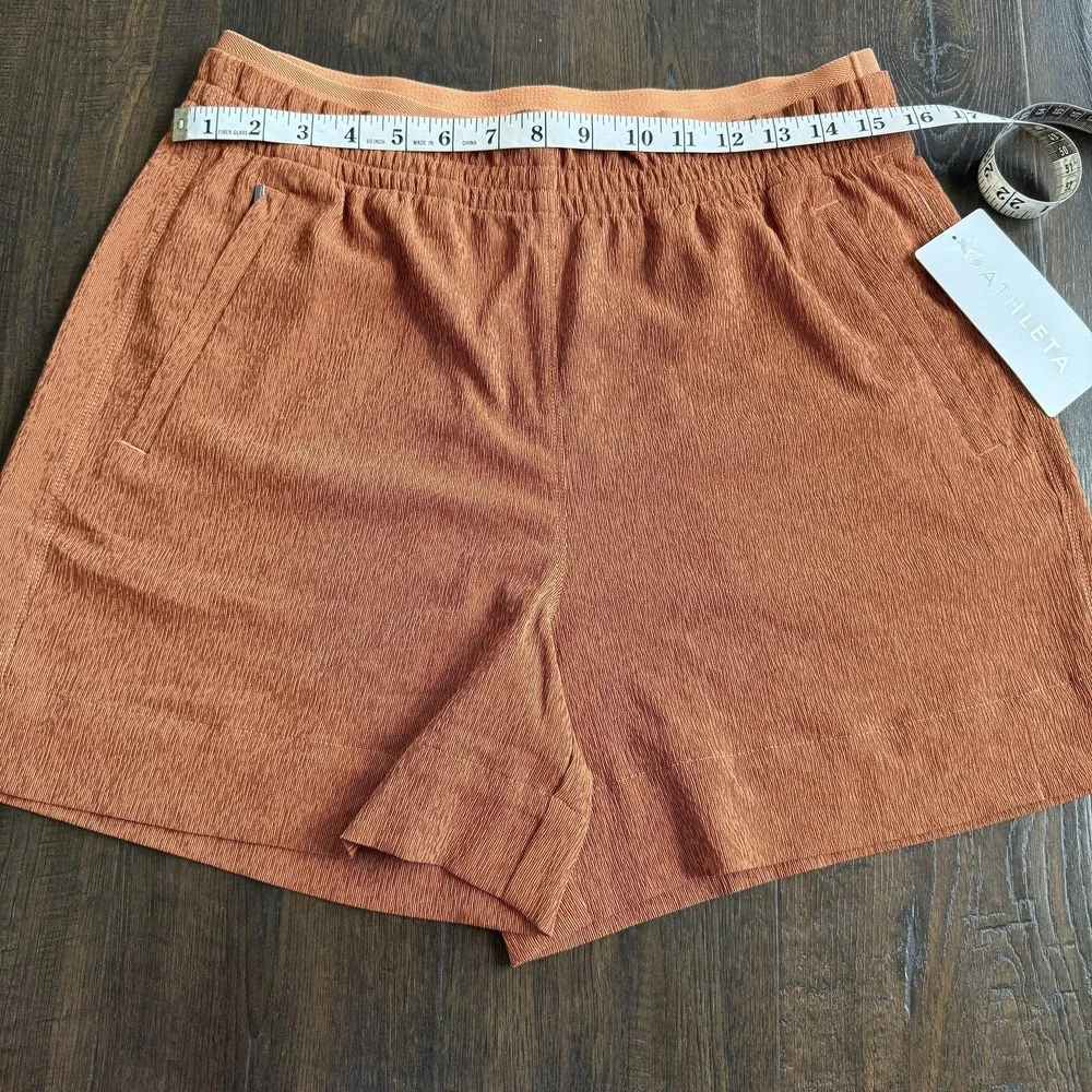 Athleta Echo Shorts Womens 10 Quick Dry Breathable Packable Athletic Running Gym